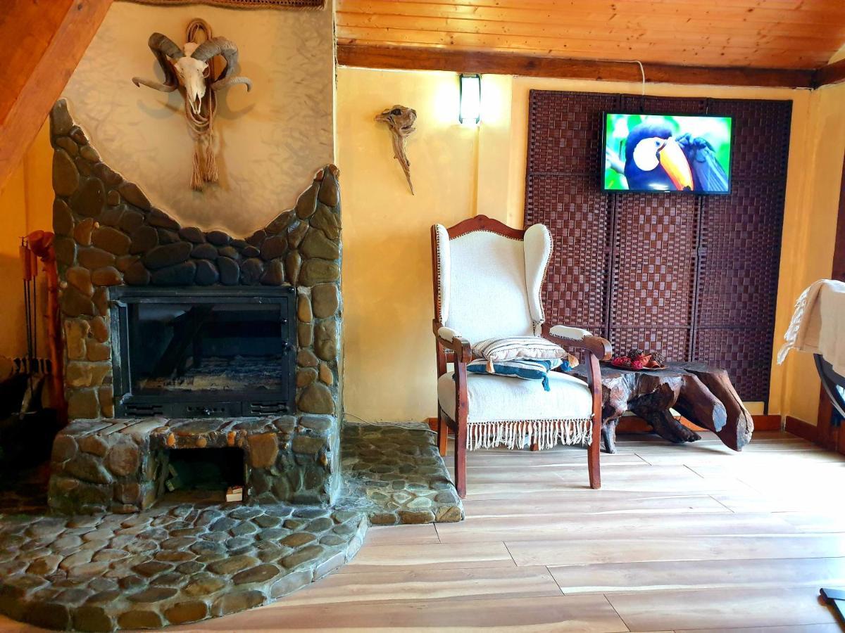 Mystically Wood House In The Forest Carjari Extérieur photo
